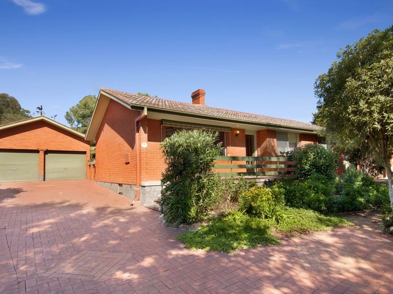 25 Fullagar Crescent, Higgins ACT 2615