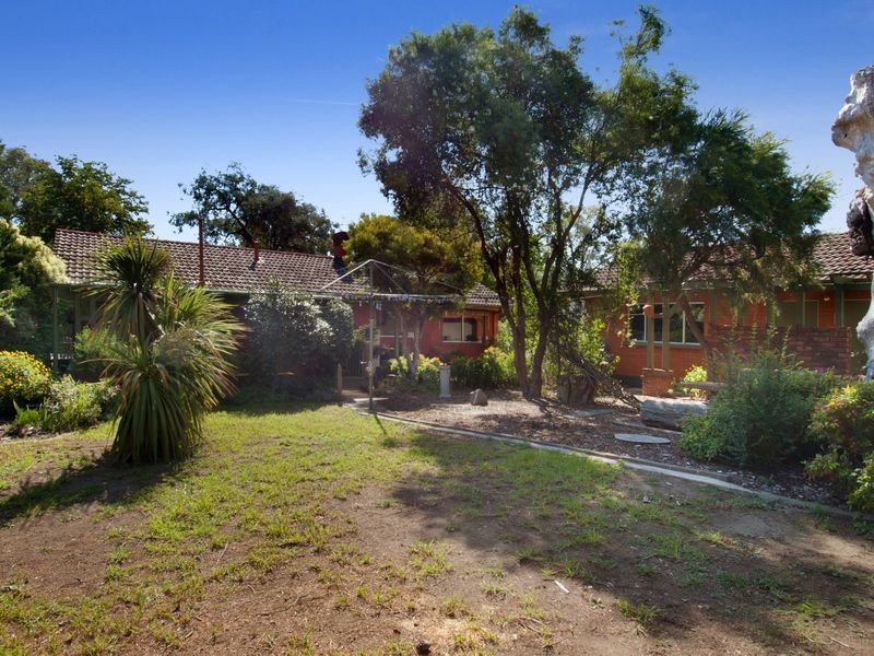 25 Fullagar Crescent, Higgins ACT 2615