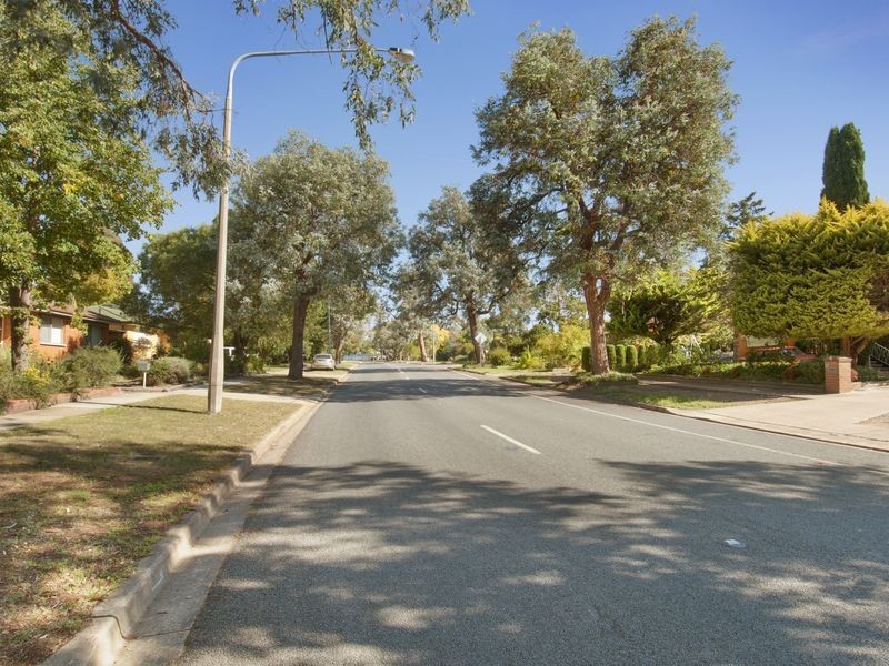 25 Fullagar Crescent, Higgins ACT 2615