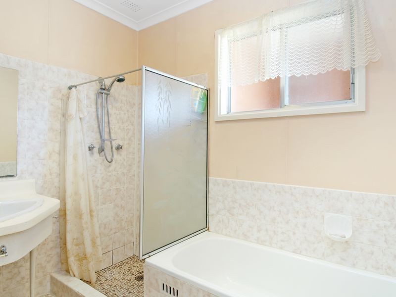 34 Castlereagh Crescent, Macquarie ACT 2614