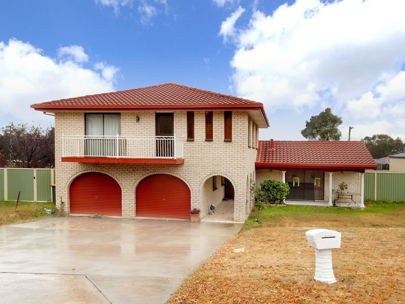 12 Monkman Street, Chapman ACT 2611