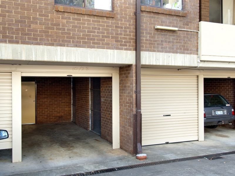10/28 Springvale Drive, Hawker ACT 2614