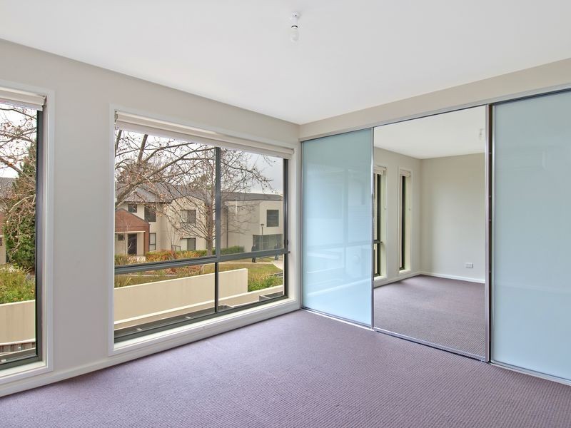 10/2 Archibald Street, Lyneham ACT 2602