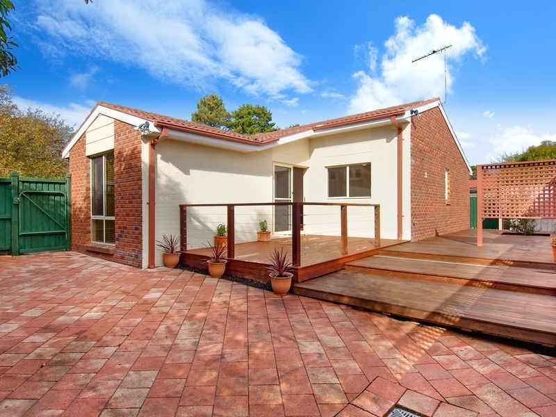 42 Britten Jones Drive, Holt ACT 2615