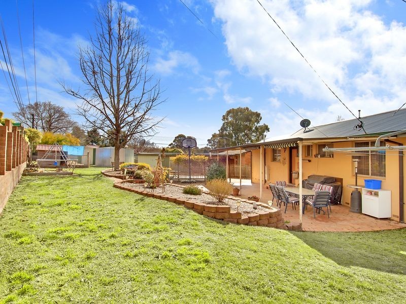 6 Davy Place, Macgregor ACT 2615