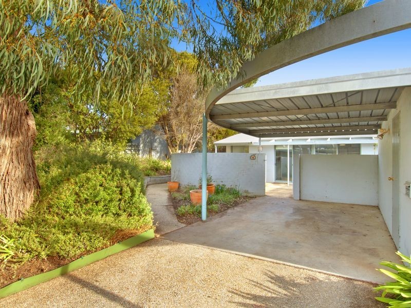 4/4 Stroud Place, Florey ACT 2615