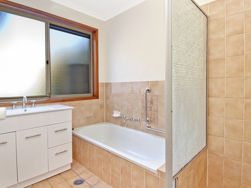 19 Collicott Circuit, Macquarie ACT 2614