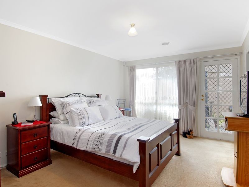 14 Splayd Place, Dunlop ACT 2615