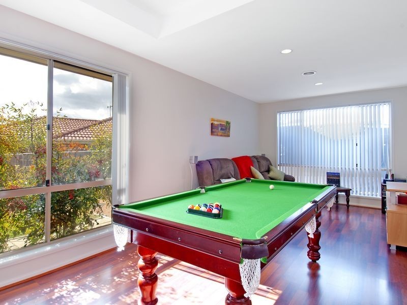 14 Splayd Place, Dunlop ACT 2615
