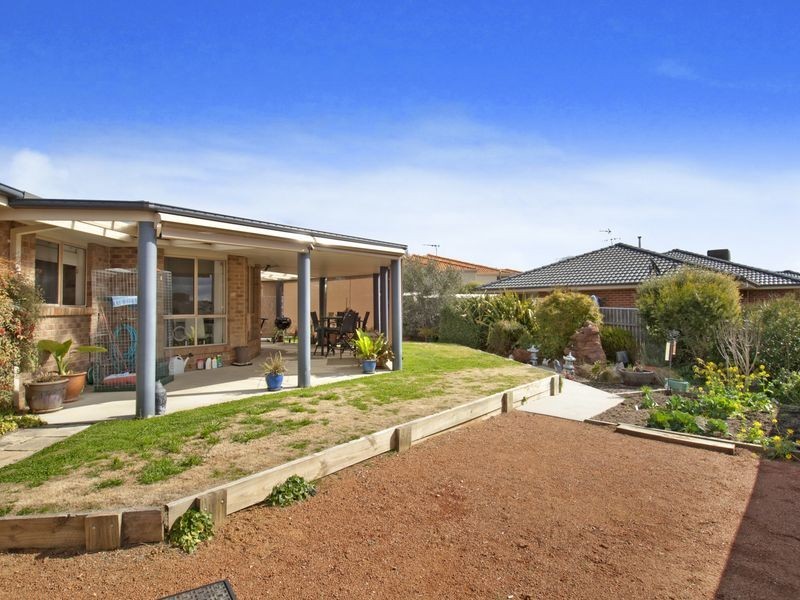 14 Splayd Place, Dunlop ACT 2615