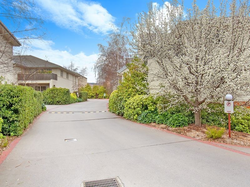 68/20 Federal Highway, Watson ACT 2602