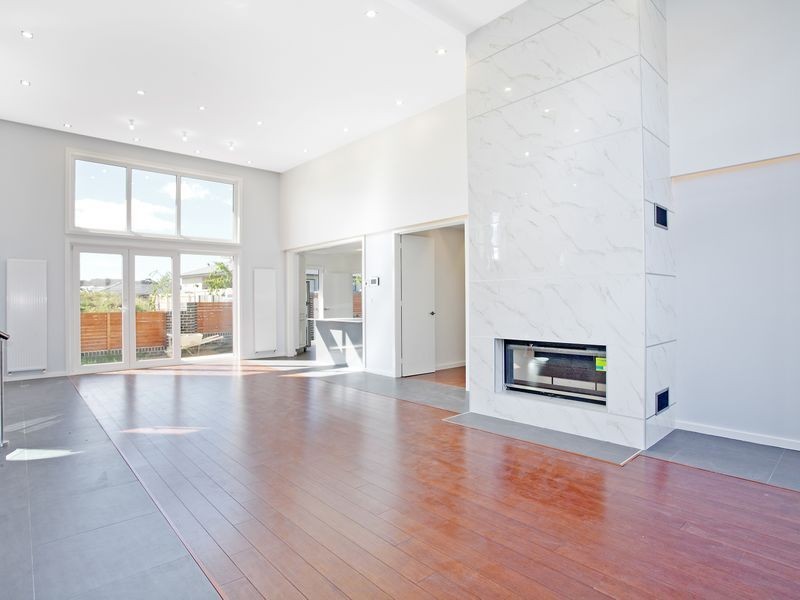 1 Wirrega Place, Crace ACT 2911