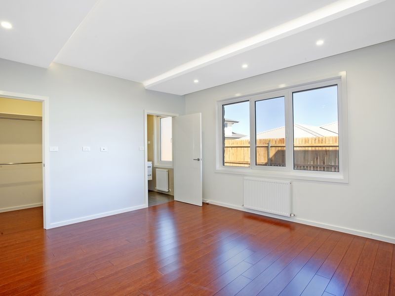 1 Wirrega Place, Crace ACT 2911