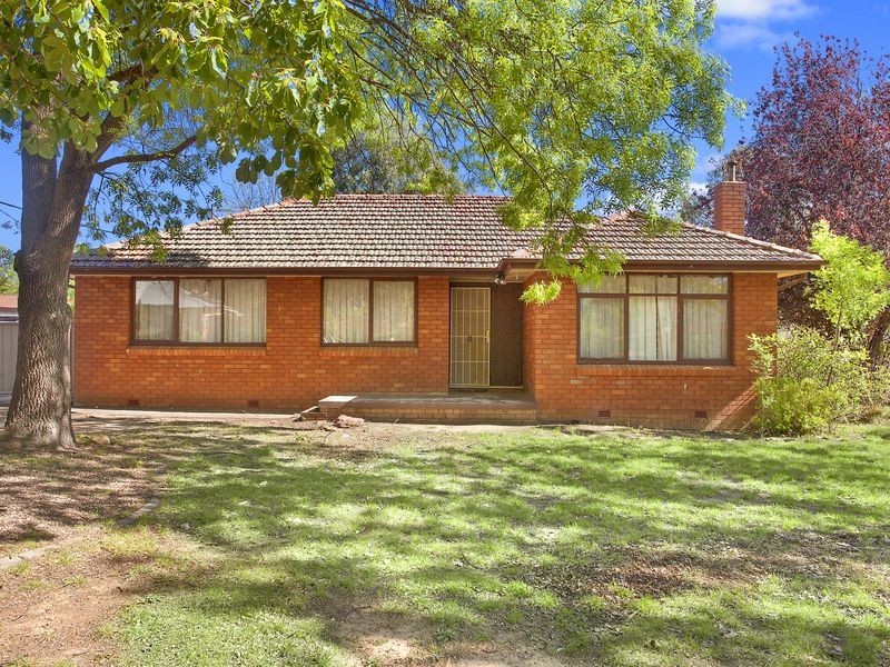 46 Irvine Street, Watson ACT 2602