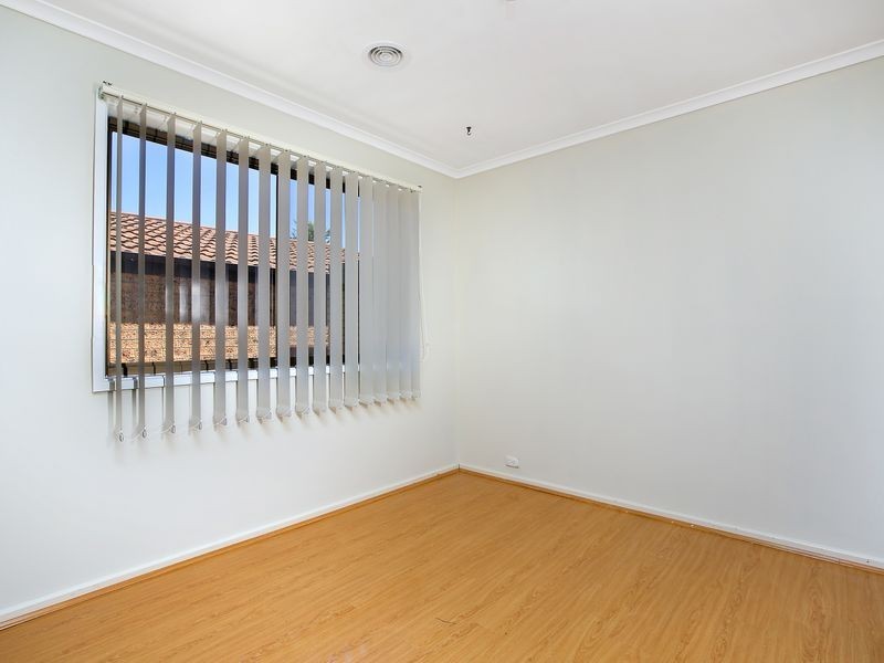 15 Maccallum Circuit, Florey ACT 2615