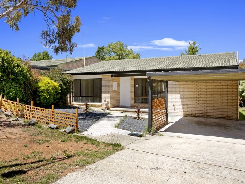 15 Maccallum Circuit, Florey ACT 2615