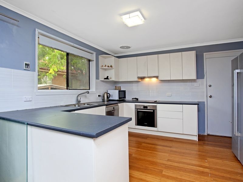 8 Kingham Place, Charnwood ACT 2615