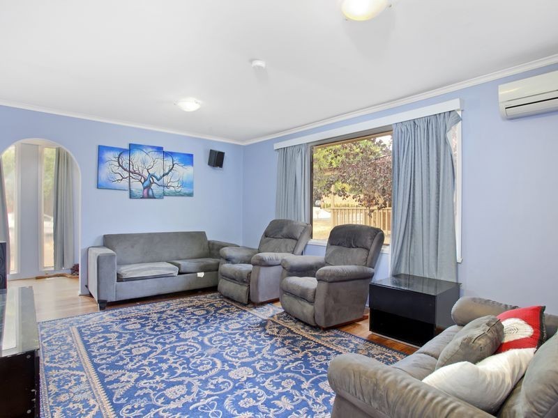 8 Kingham Place, Charnwood ACT 2615