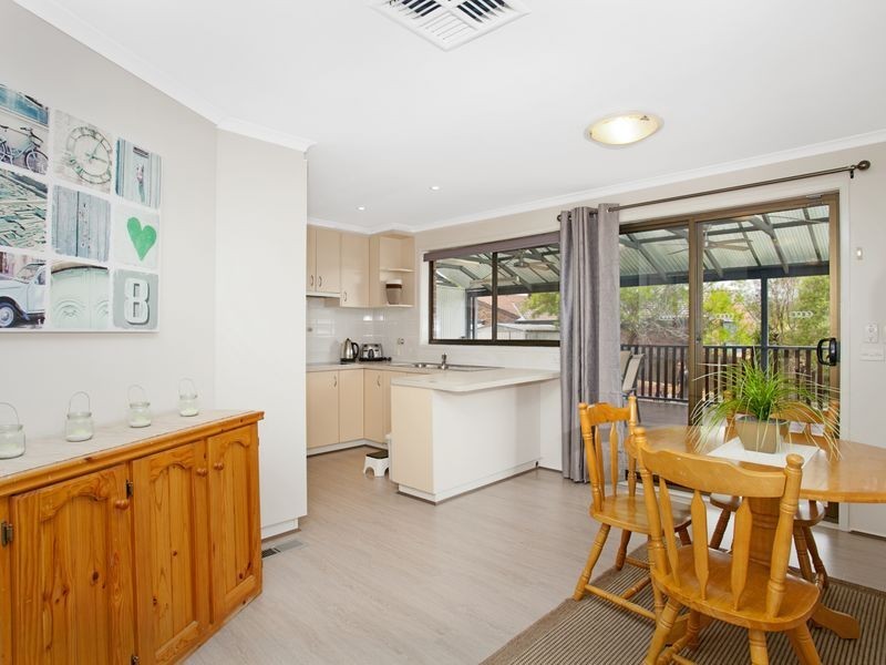 19 Herron Crescent, Latham ACT 2615