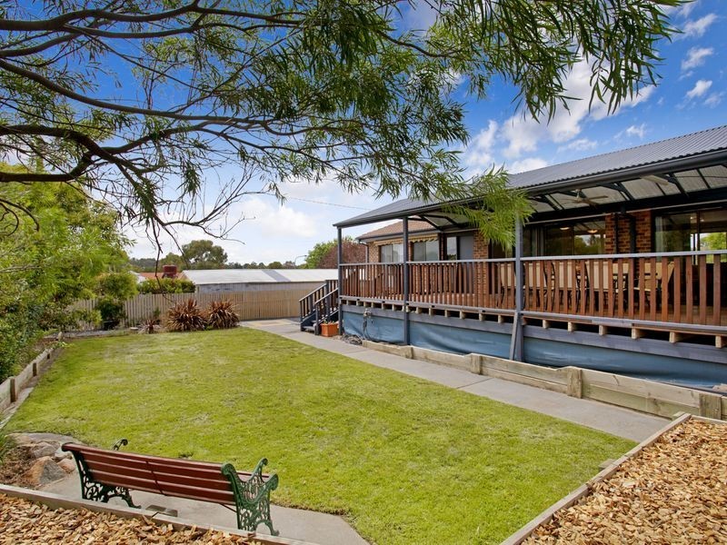 19 Herron Crescent, Latham ACT 2615