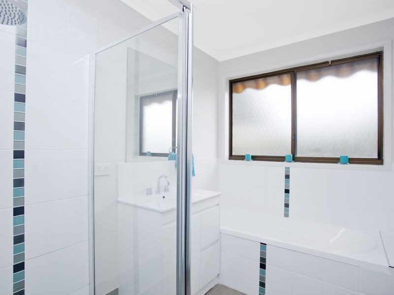 19 Herron Crescent, Latham ACT 2615