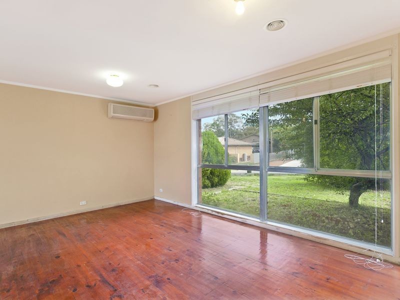 18 Fiaschi Street, Macgregor ACT 2615