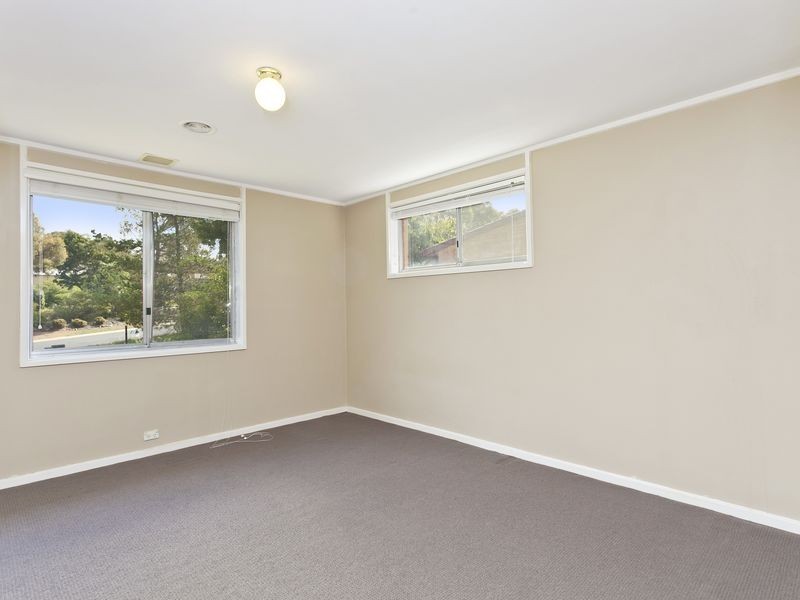 18 Fiaschi Street, Macgregor ACT 2615