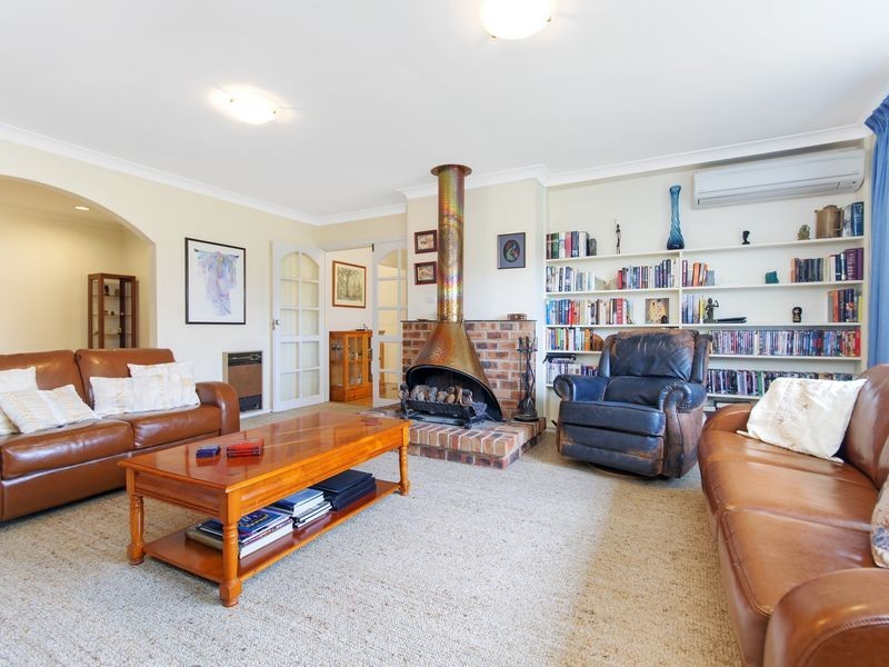 73 Alfred Hill Drive, Melba ACT 2615