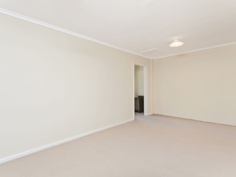 26 Belconnen Way, Page ACT 2614