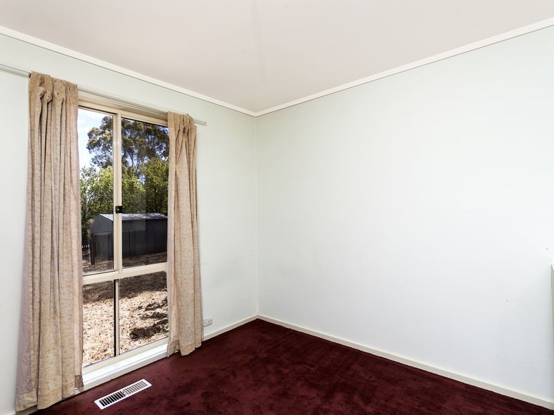 30 Geeves Court, Charnwood ACT 2615