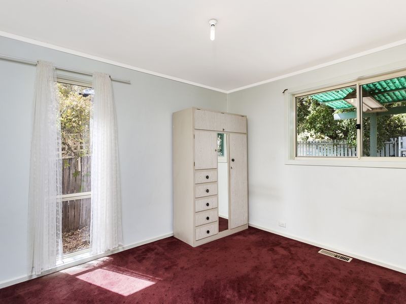 30 Geeves Court, Charnwood ACT 2615