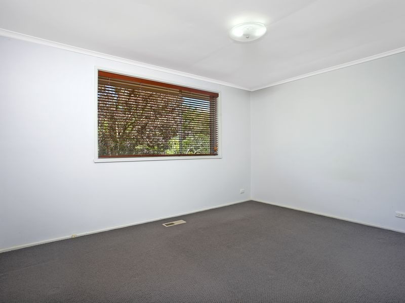 2 Guguru Place, Giralang ACT 2617