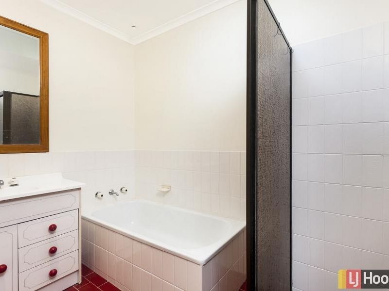 52 Boswell Crescent, Florey ACT 2615
