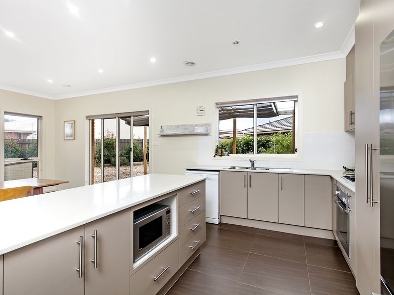 13 Boelke Place, Macgregor ACT 2615