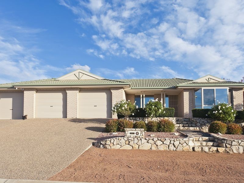 2 Godson Place, Dunlop ACT 2615