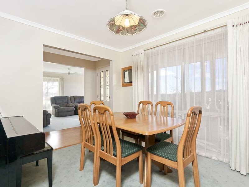 2 Godson Place, Dunlop ACT 2615