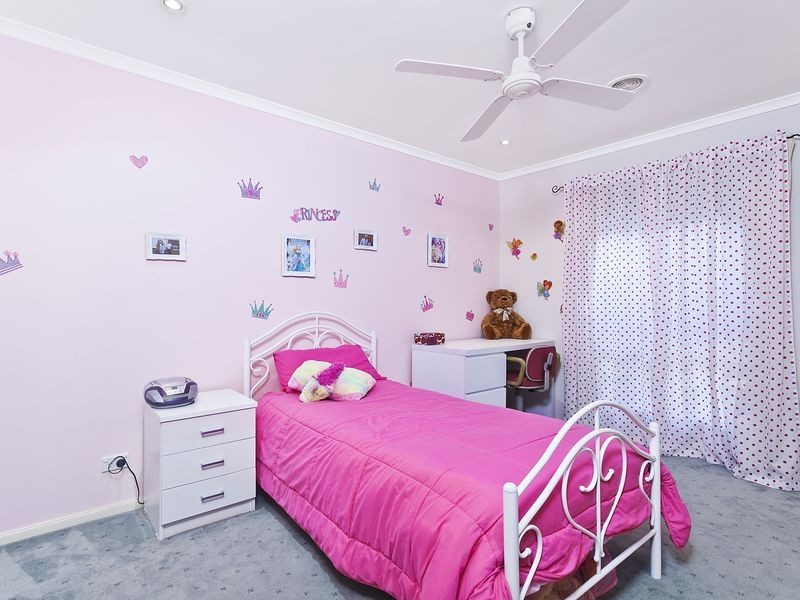 2 Godson Place, Dunlop ACT 2615