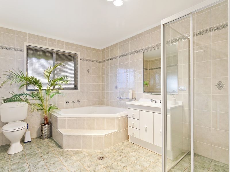 2 Godson Place, Dunlop ACT 2615