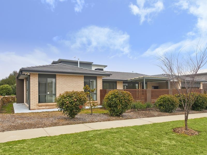 1 Allnutt Crescent, Forde ACT 2914