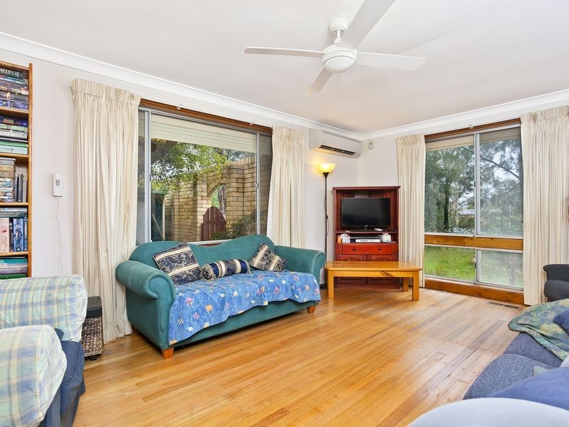 5 Hirschfeld Crescent, Macgregor ACT 2615