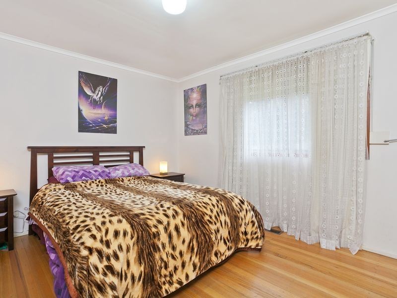 5 Hirschfeld Crescent, Macgregor ACT 2615