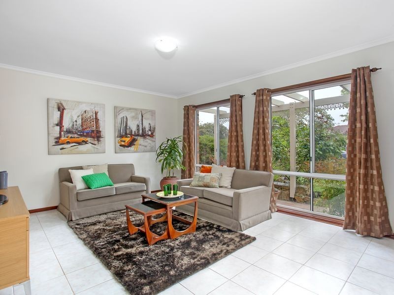 28 Britten Jones Drive, Holt ACT 2615