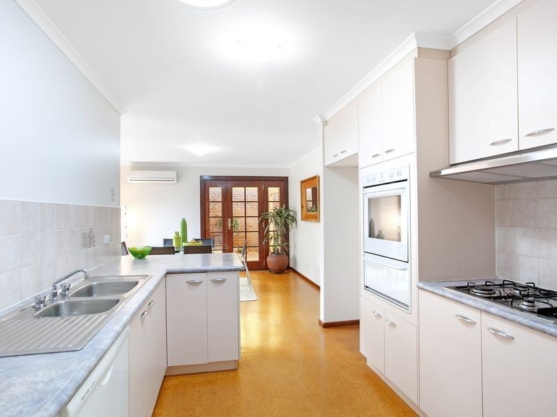 28 Britten Jones Drive, Holt ACT 2615