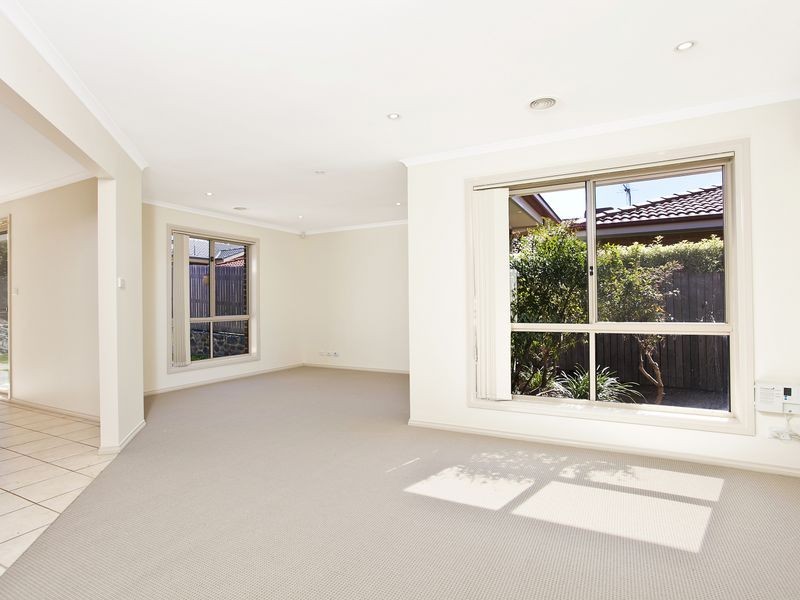 4 Elm Grove, Gungahlin ACT 2912