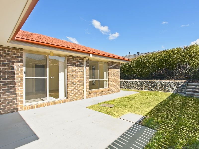4 Elm Grove, Gungahlin ACT 2912