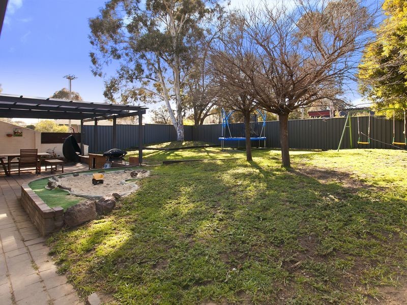 61 Kerrigan Street, Charnwood ACT 2615