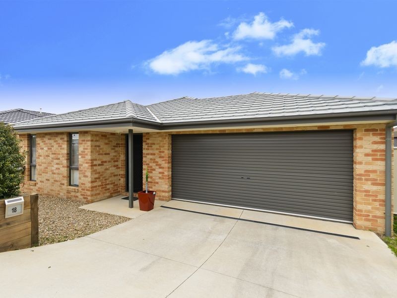 18 Marcus Faunce Street, Macgregor ACT 2615