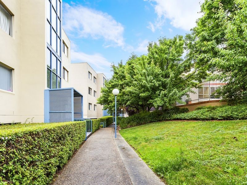 44B/9 Chandler Street, Belconnen ACT 2617