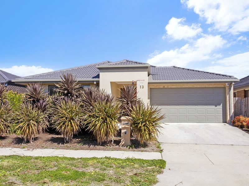 13 Marie Pitt Street, Franklin ACT 2913