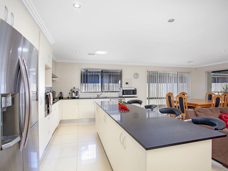 13 Marie Pitt Street, Franklin ACT 2913